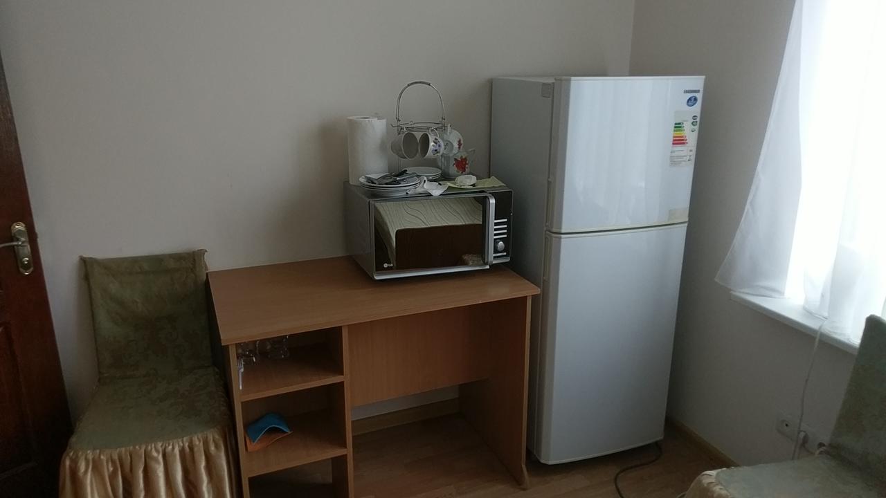 Sviatoshyn Aparthotel Kiev Ngoại thất bức ảnh